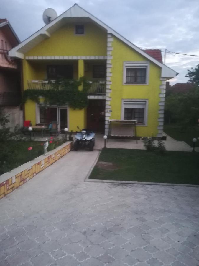Apartman Zivic Berilovac Luaran gambar